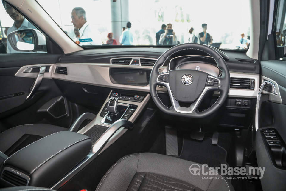 Proton X70 P7-90A CKD (2020) Interior