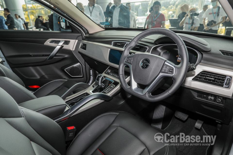 Proton X70 P7-90A CKD (2020) Interior