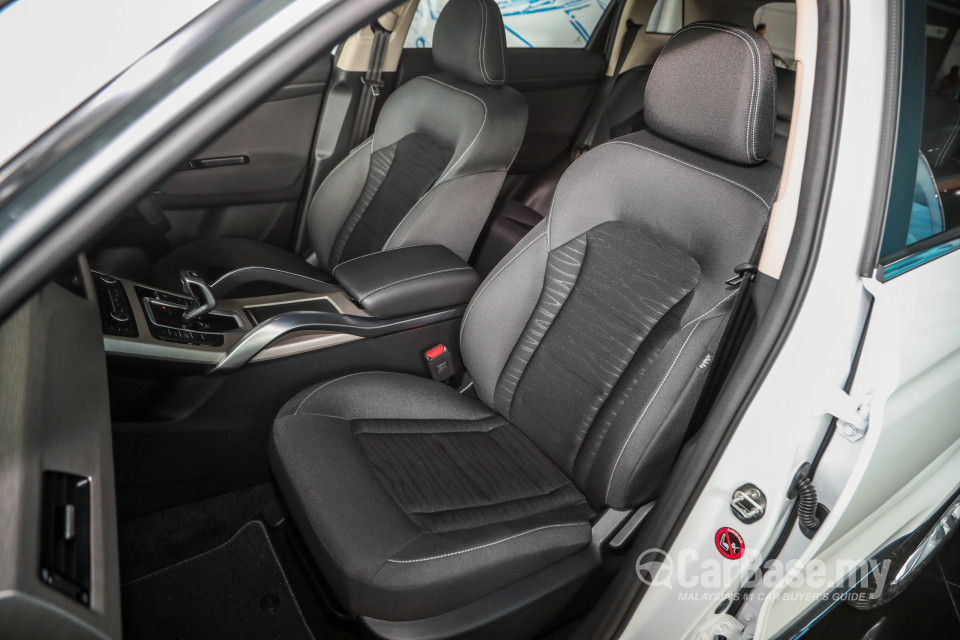 Proton X70 P7-90A CKD (2020) Interior