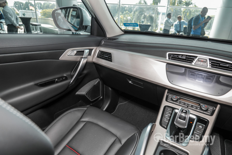 Proton X70 P7-90A CKD (2020) Interior
