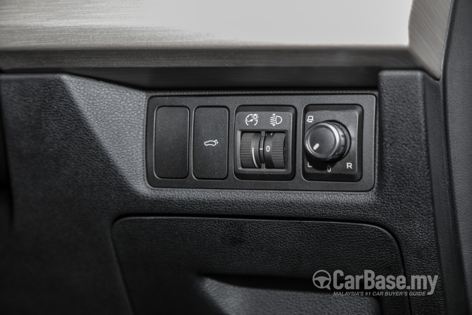 Proton X70 P7-90A CKD (2020) Interior