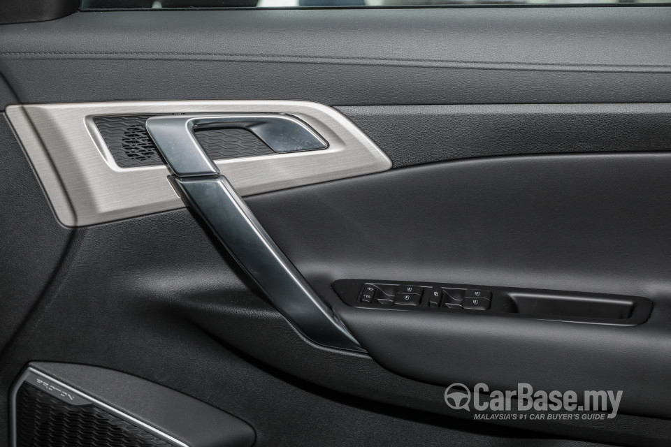 Proton X70 P7-90A CKD (2020) Interior