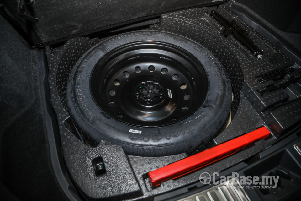 Proton X70 P7-90A CKD (2020) Interior