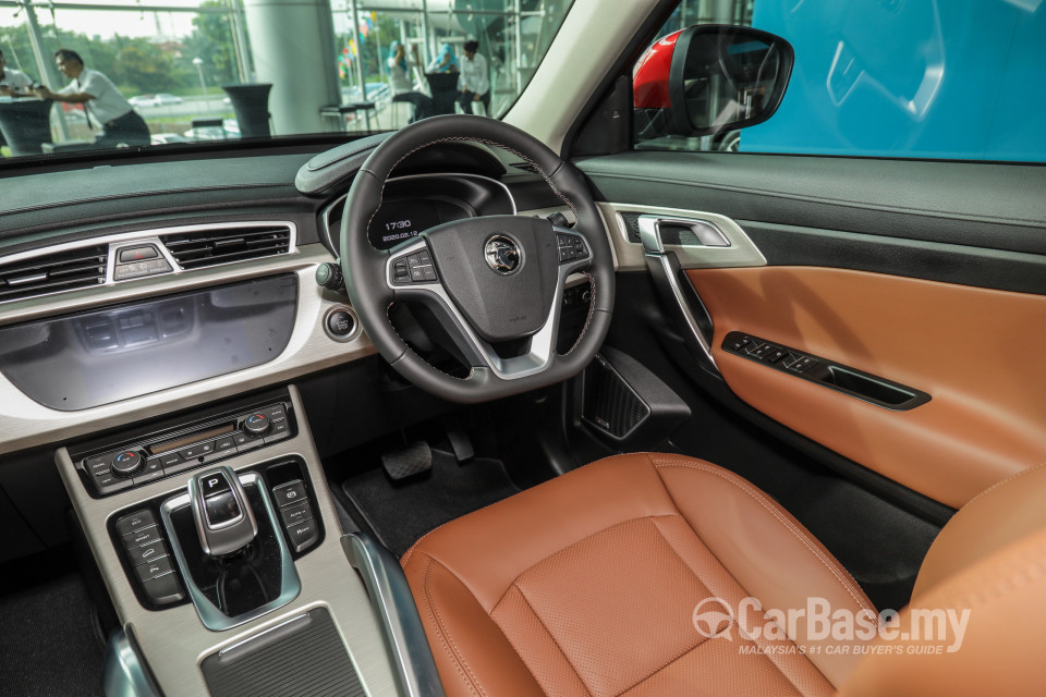 Proton X70 P7-90A CKD (2020) Interior
