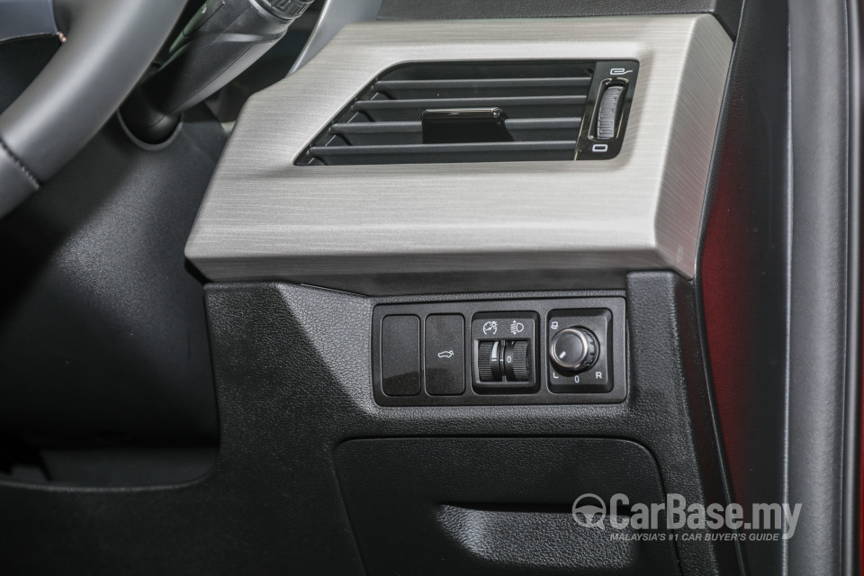 Proton X70 P7-90A CKD (2020) Interior