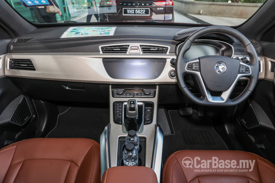 Proton X70 P7-90A MC (2022) Interior