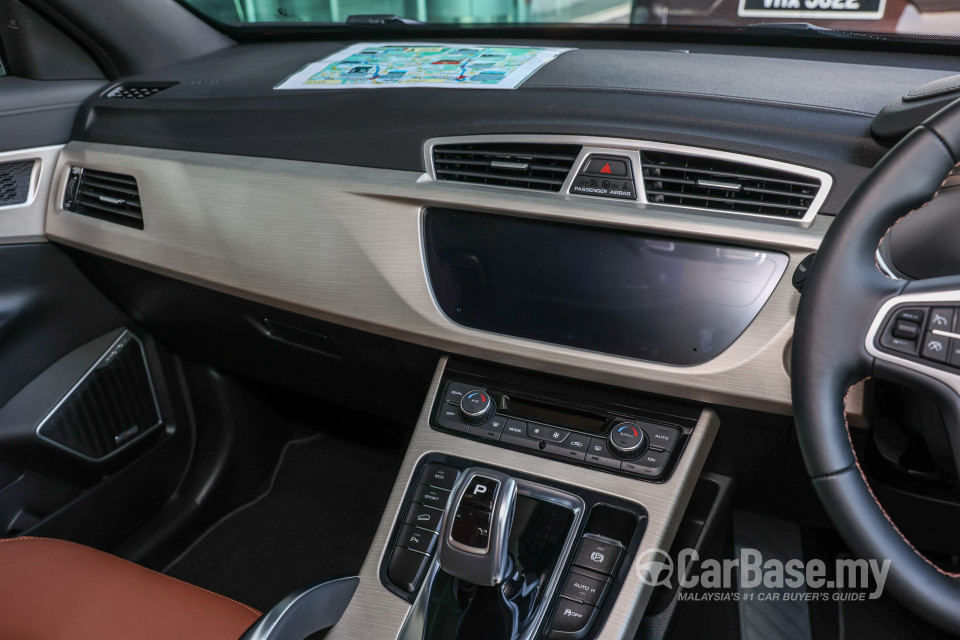Proton X70 P7-90A MC (2022) Interior