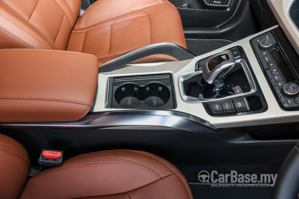 Proton X70 P7-90A MC (2022) Interior