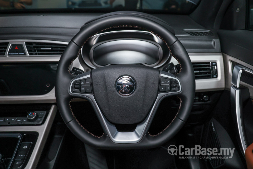 Proton X70 P7-90A MC (2022) Interior