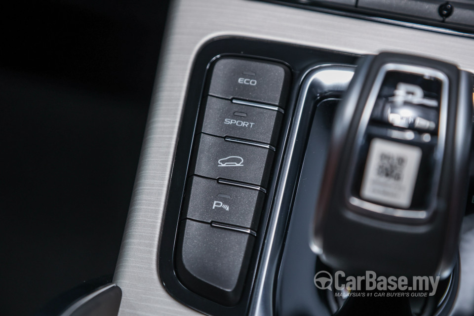 Proton X70 P7-90A MC (2022) Interior