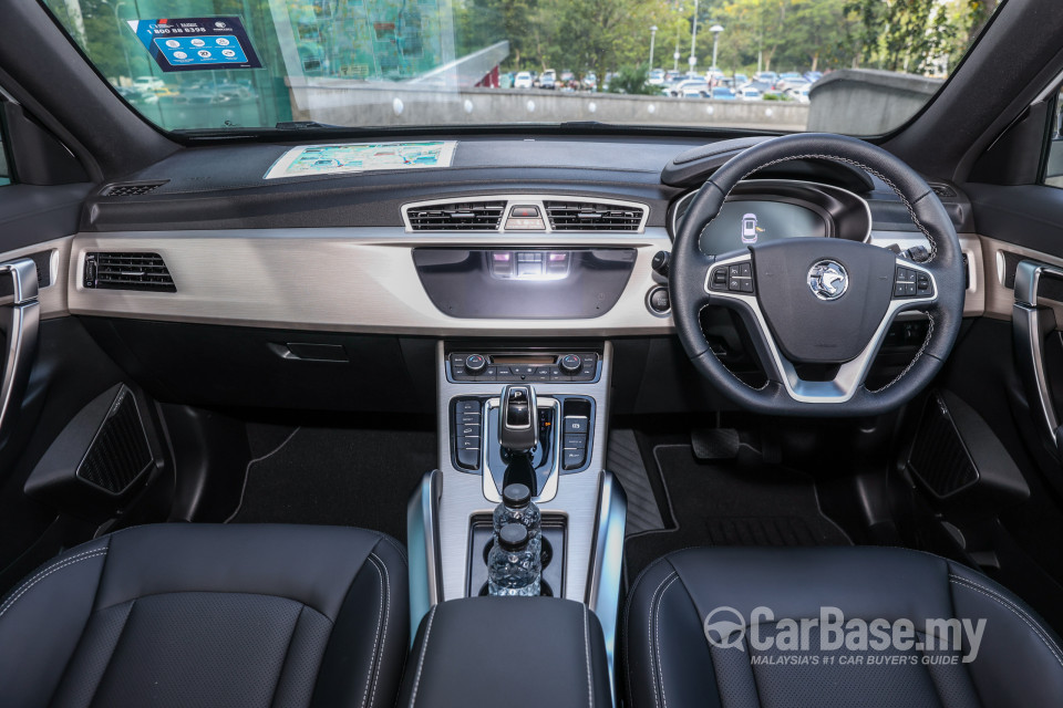 Proton X70 P7-90A MC (2022) Interior