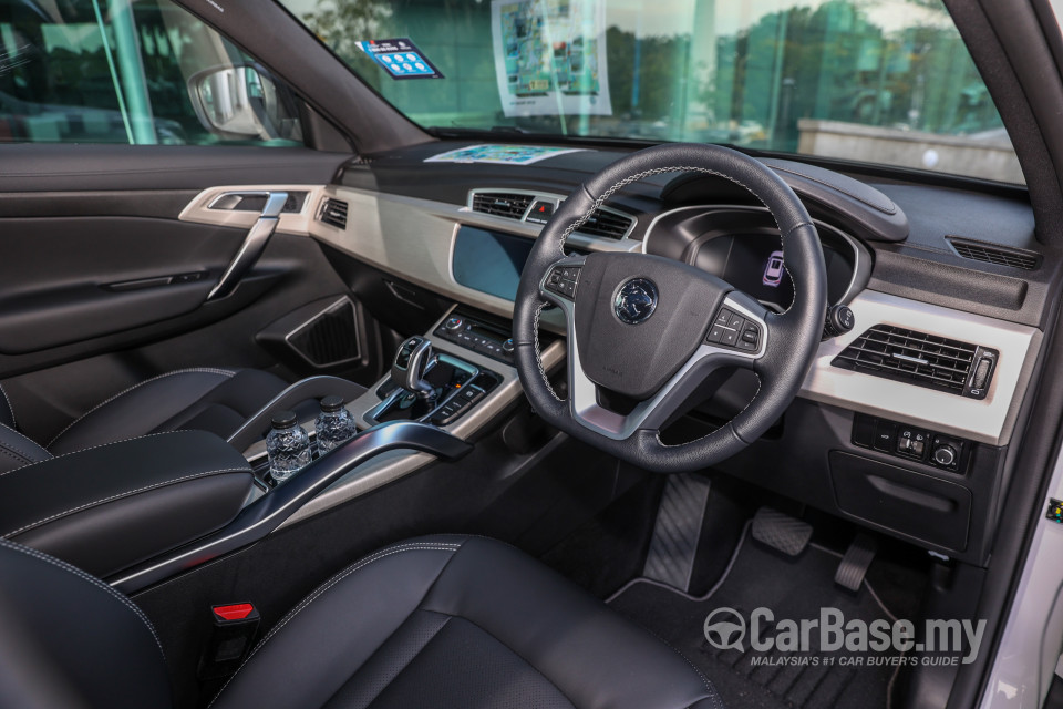 Proton X70 P7-90A MC (2022) Interior