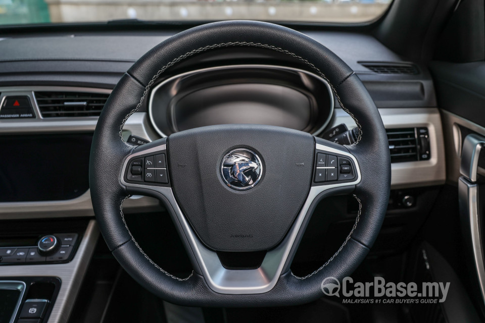 Proton X70 P7-90A MC (2022) Interior
