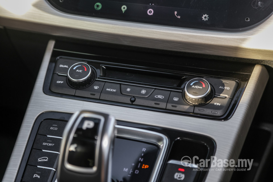 Proton X70 P7-90A MC (2022) Interior