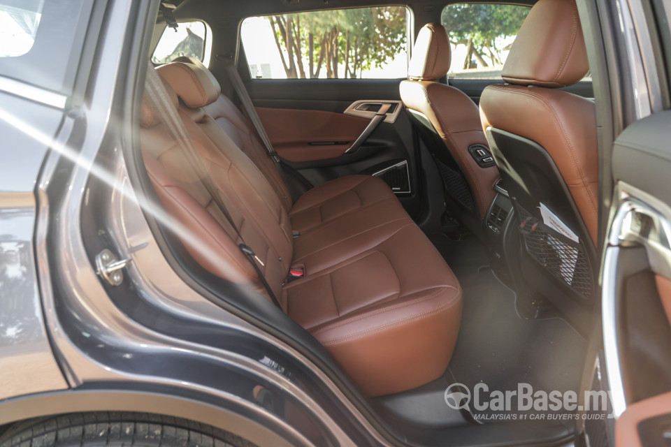 Proton X70 P7-90A MC (2022) Interior