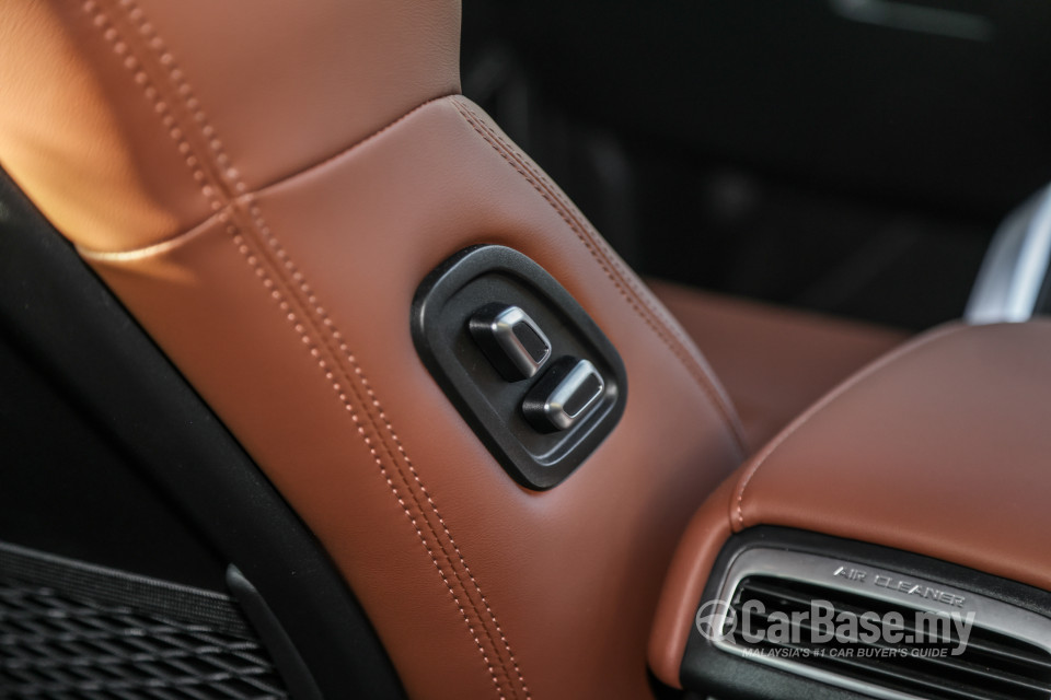Proton X70 P7-90A MC (2022) Interior