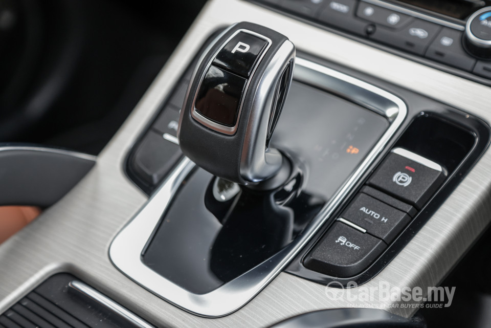 Proton X70 P7-90A MC (2022) Interior