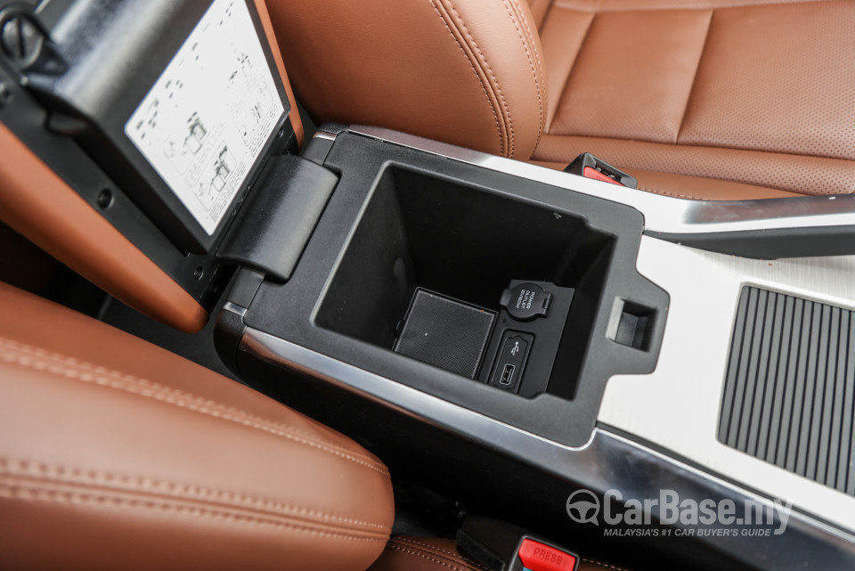 Proton X70 P7-90A MC (2022) Interior