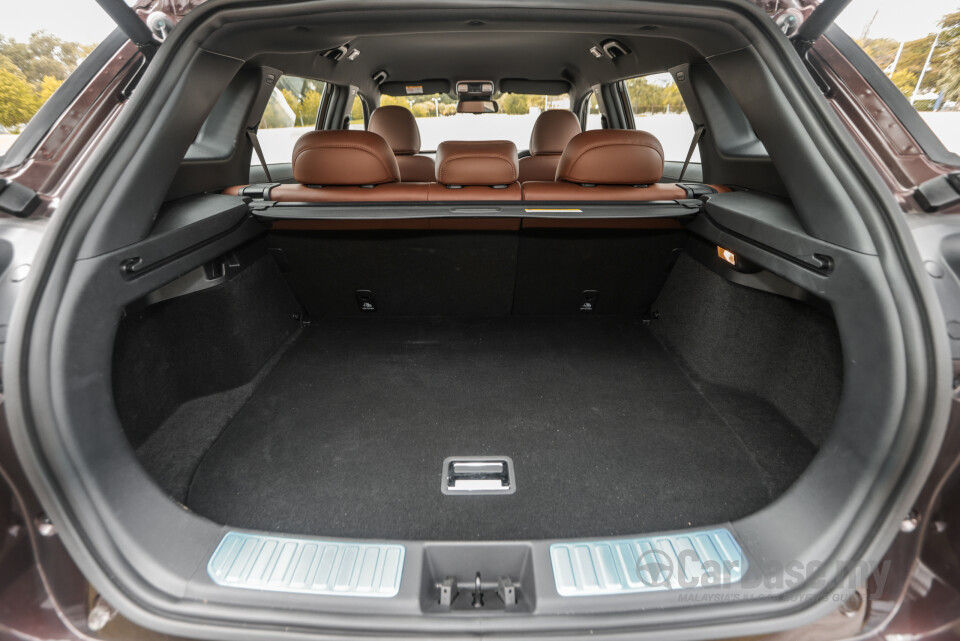 Proton X70 P7-90A MC (2022) Interior