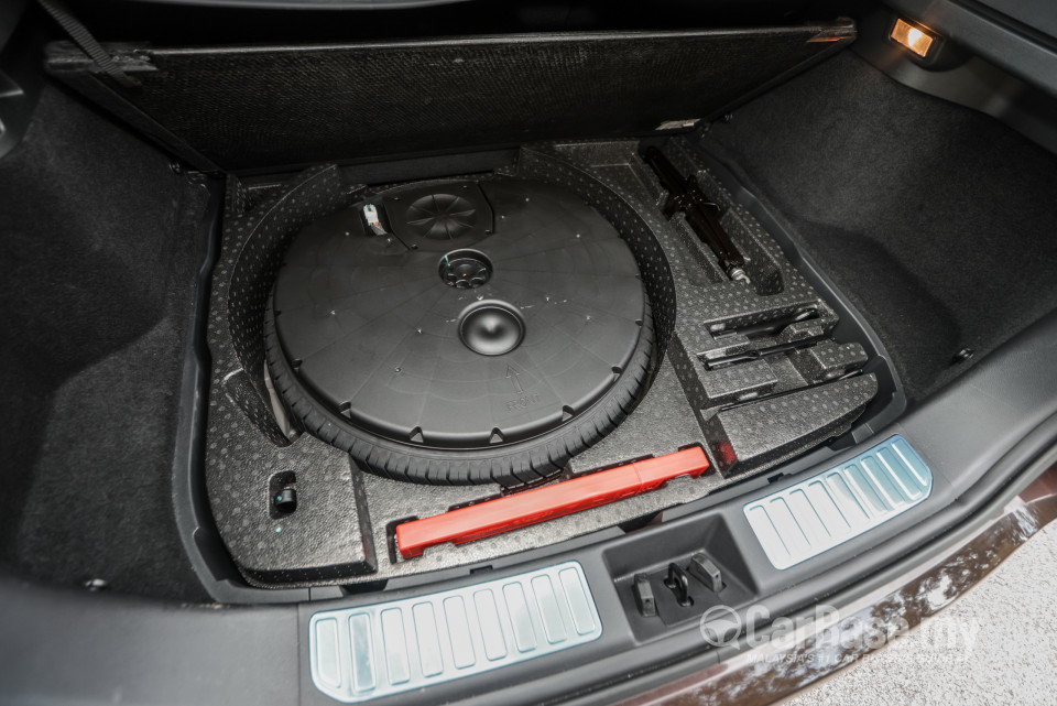 Proton X70 P7-90A MC (2022) Interior