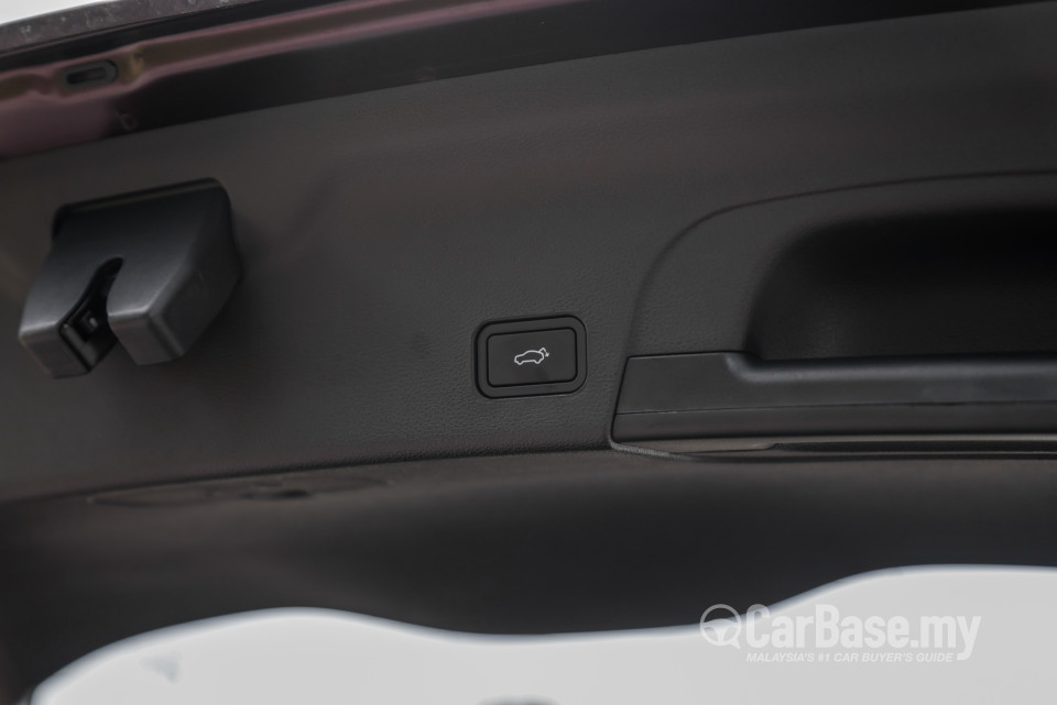 Proton X70 P7-90A MC (2022) Interior