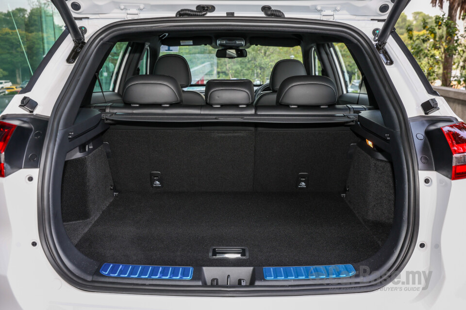 Proton X70 P7-90A MC (2022) Interior