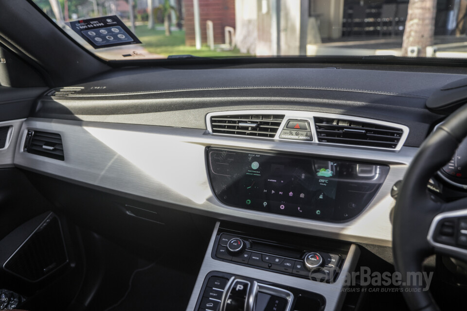 Proton X70 P7-90A MC (2022) Interior