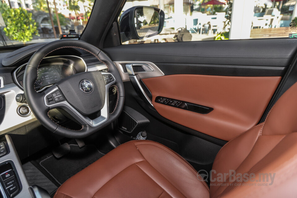 Proton X70 P7-90A MC (2022) Interior