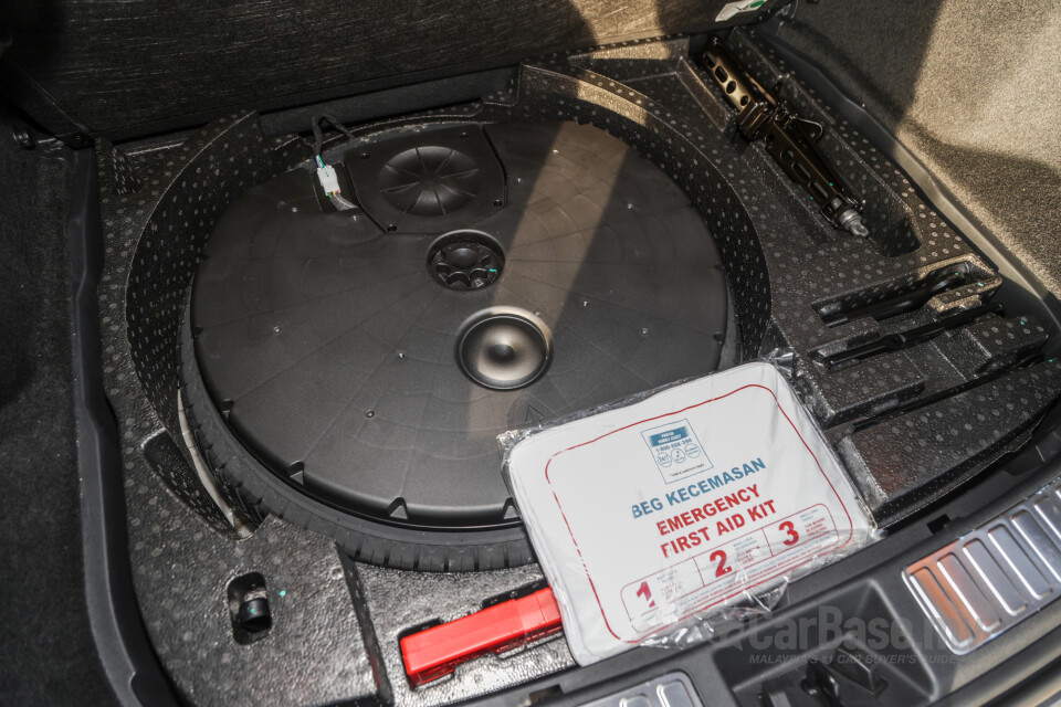 Proton X70 P7-90A MC (2022) Interior