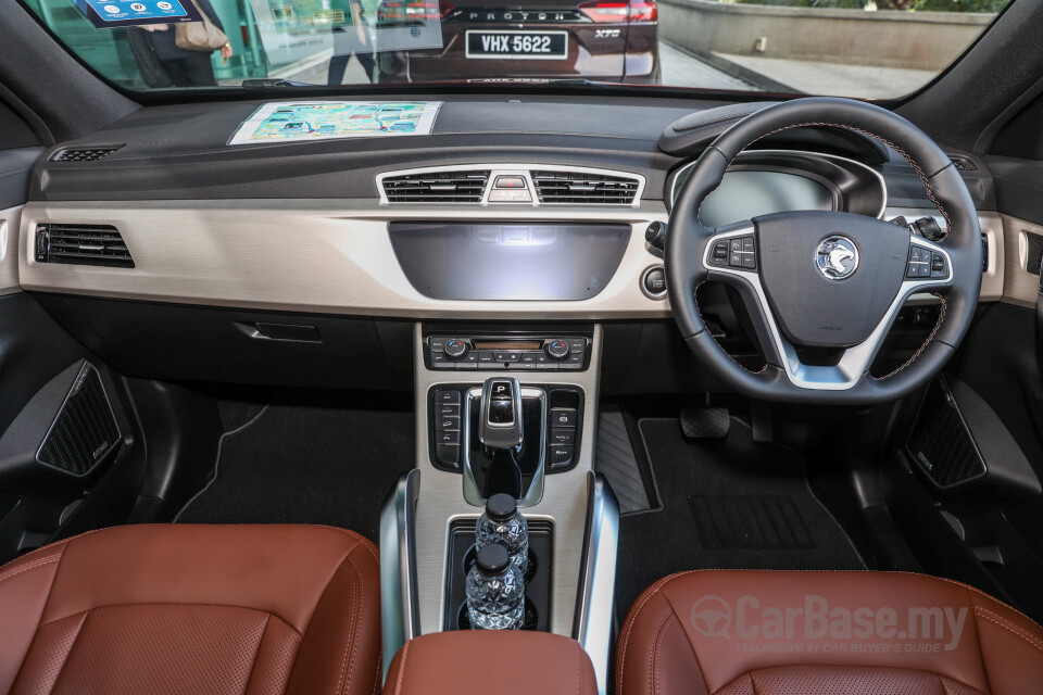 Proton X70 P7-90A MC (2022) Interior