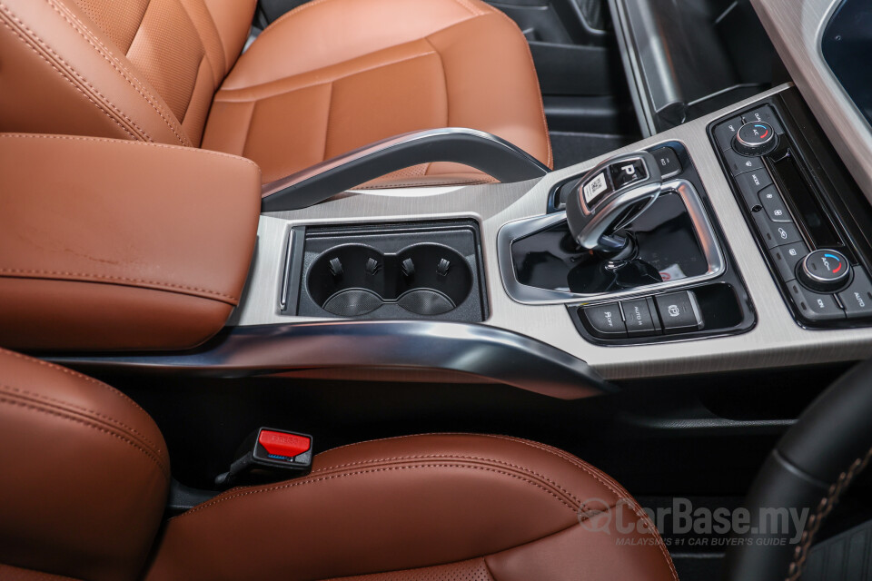 Proton X70 P7-90A MC (2022) Interior