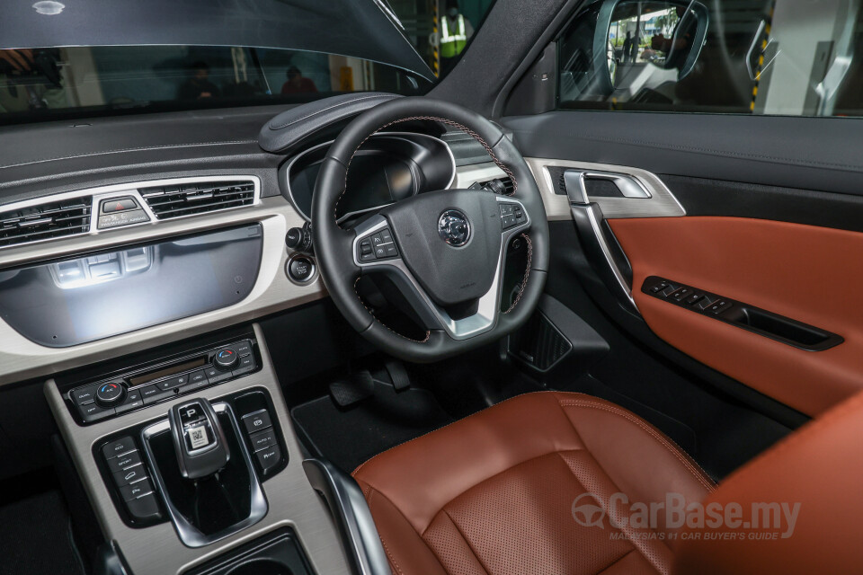 Proton X70 P7-90A MC (2022) Interior