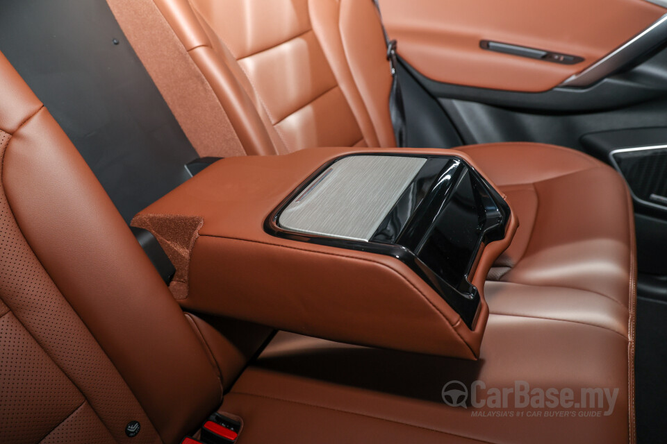 Proton X70 P7-90A MC (2022) Interior