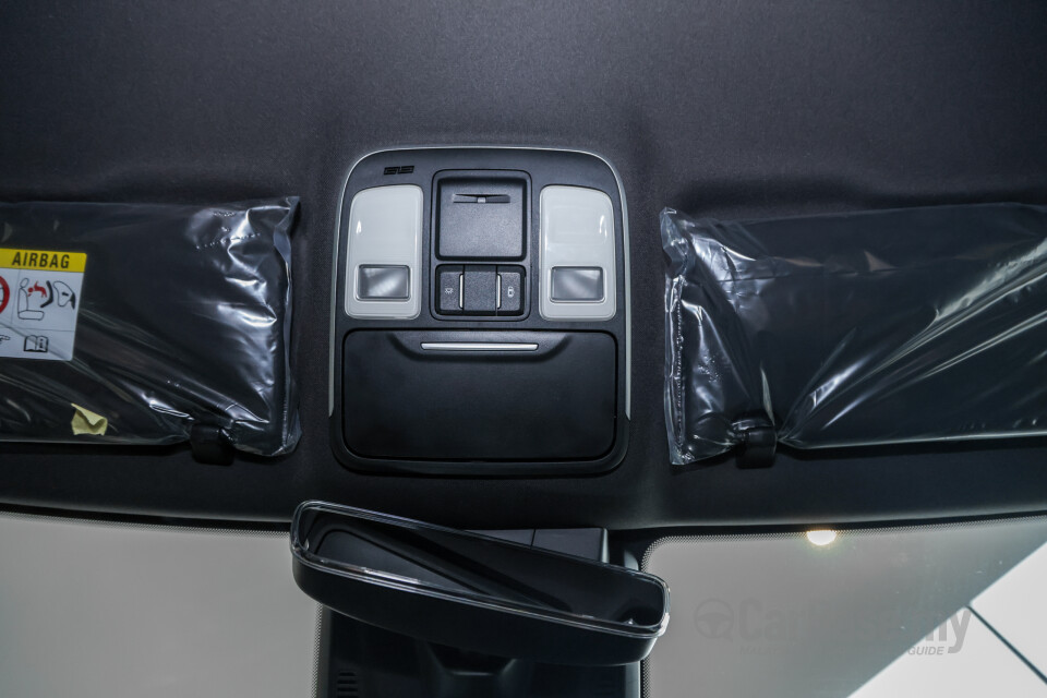 Proton X70 P7-90A MC (2022) Interior