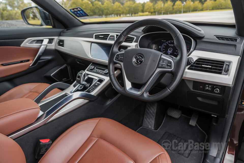 Proton X70 P7-90A MC (2022) Interior