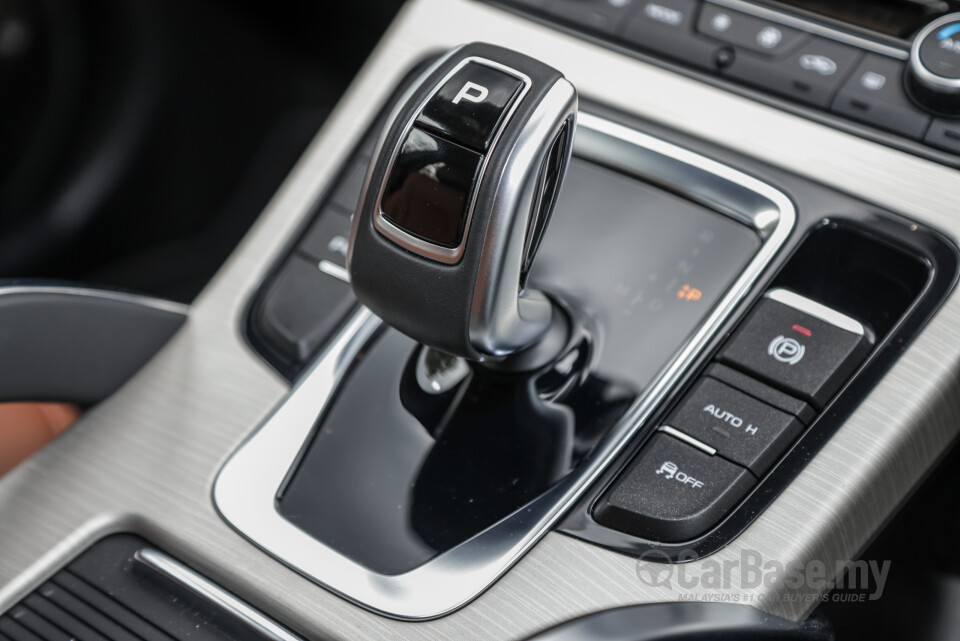 Proton X70 P7-90A MC (2022) Interior