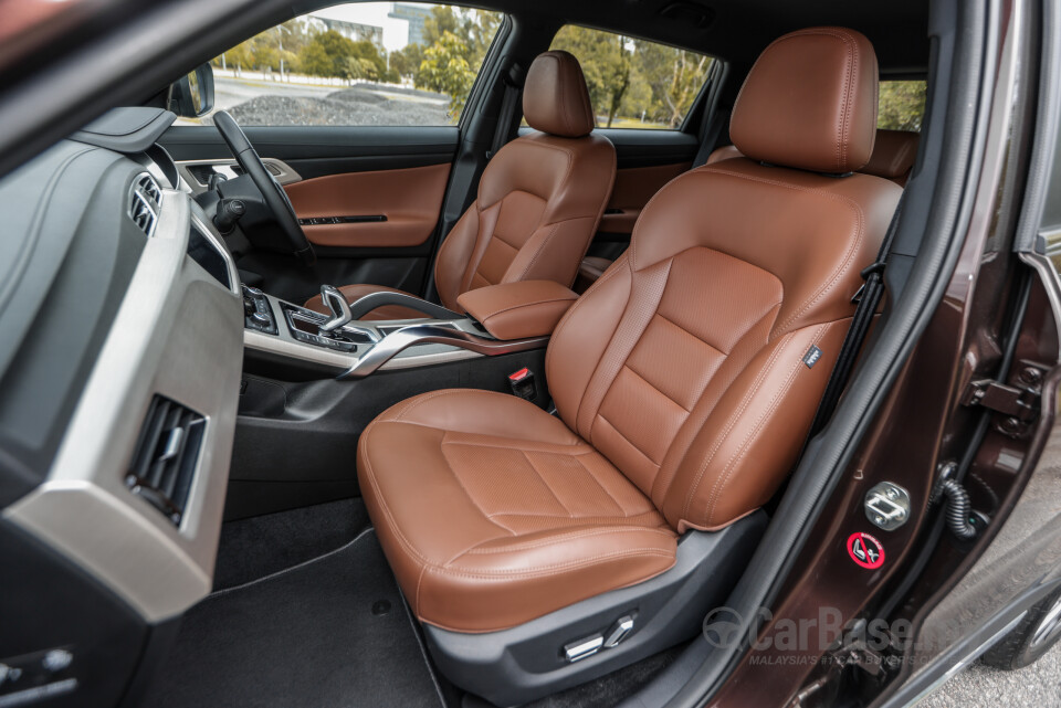 Proton X70 P7-90A MC (2022) Interior