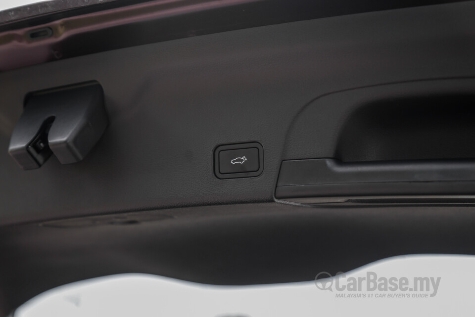 Proton X70 P7-90A MC (2022) Interior