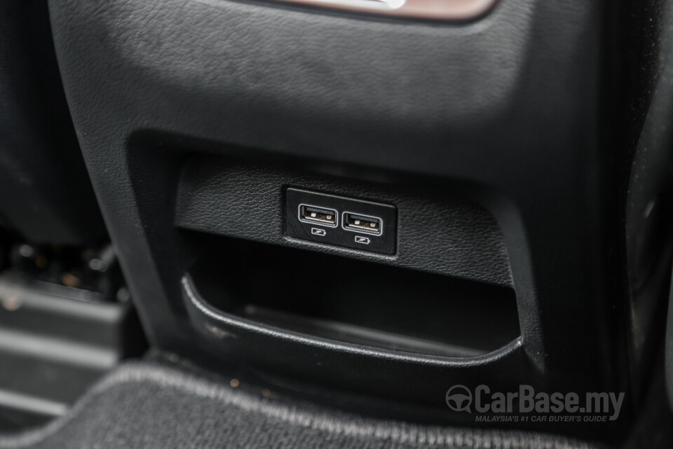 Proton X70 P7-90A MC (2022) Interior