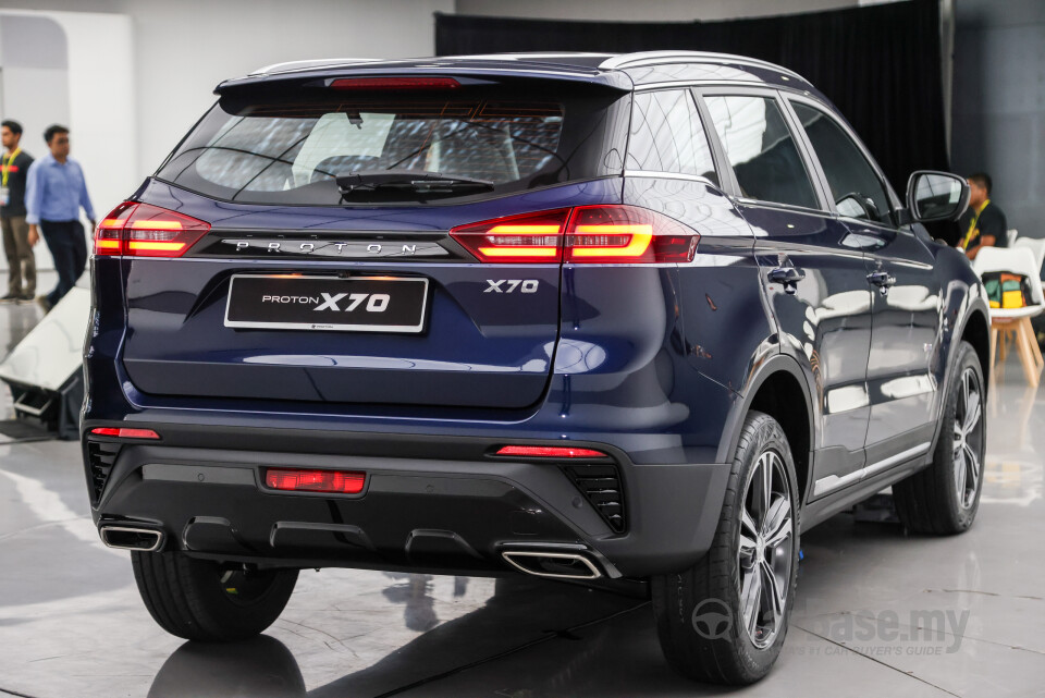 Proton X70 P7-90A FL (2024) Exterior
