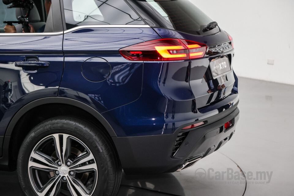 Proton X70 P7-90A FL (2024) Exterior