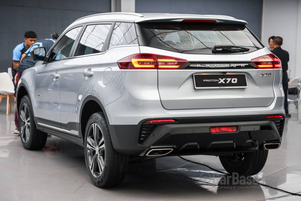 Proton X70 P7-90A FL (2024) Exterior