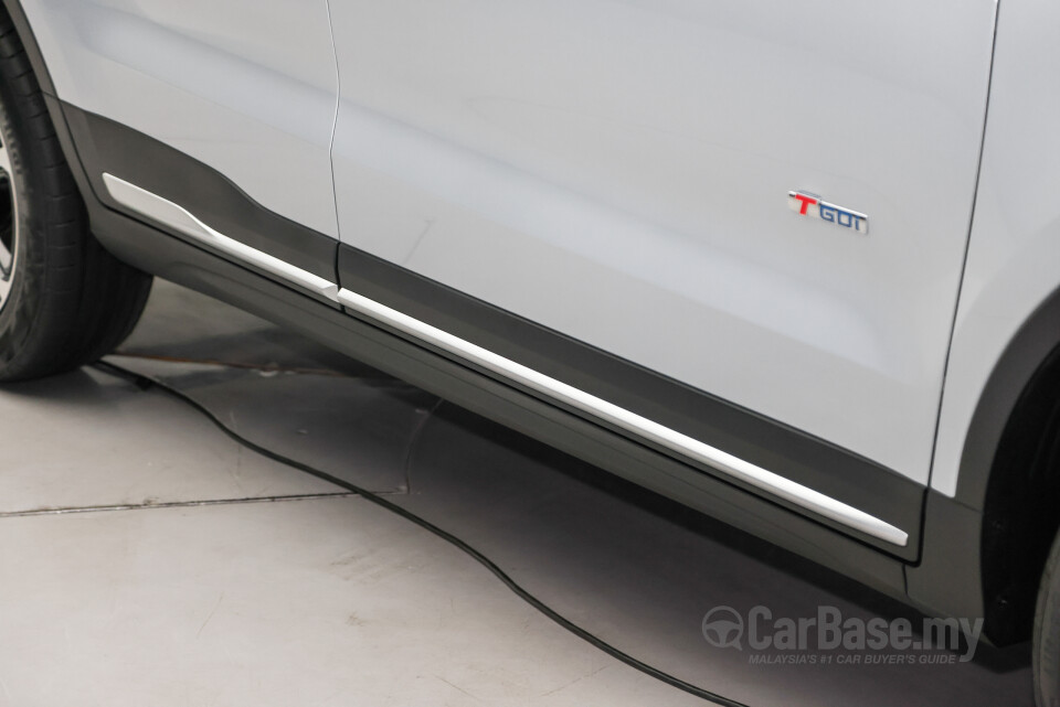 Proton X70 P7-90A FL (2024) Exterior