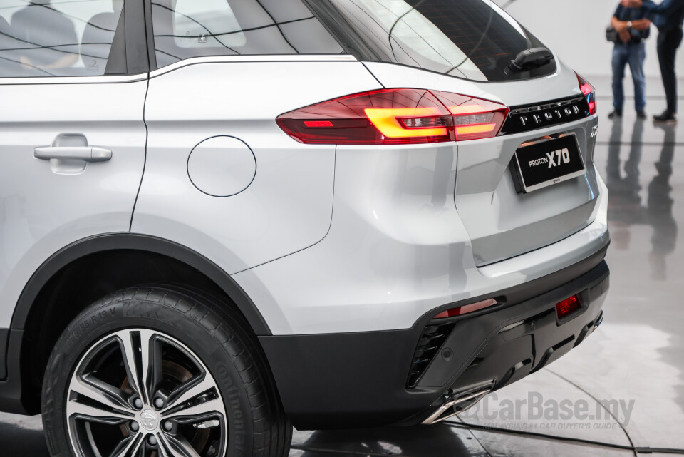 Proton X70 P7-90A FL (2024) Exterior