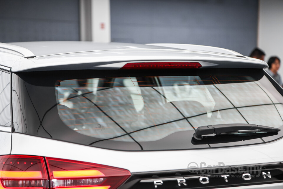 Proton X70 P7-90A FL (2024) Exterior