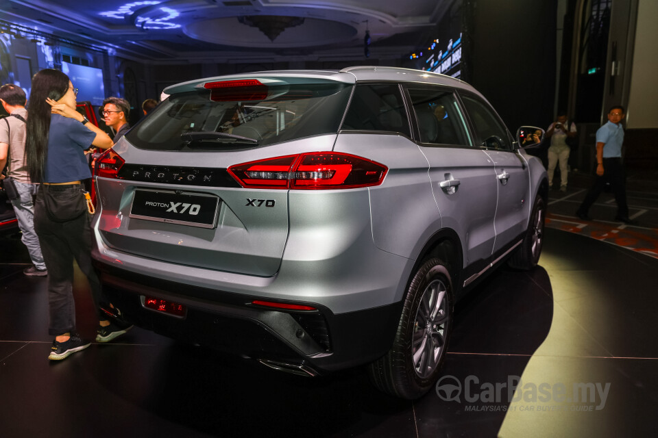 Proton X70 P7-90A FL (2024) Exterior