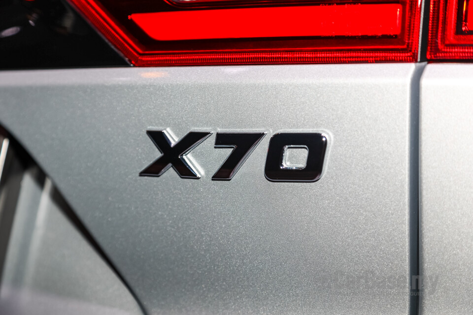 Proton X70 P7-90A FL (2024) Exterior