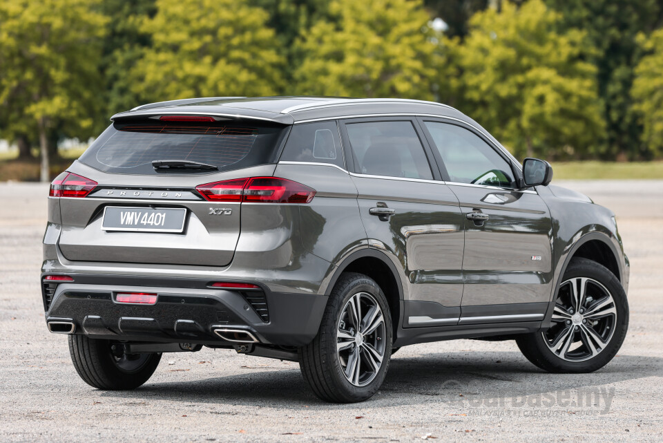 Proton X70 P7-90A FL (2024) Exterior