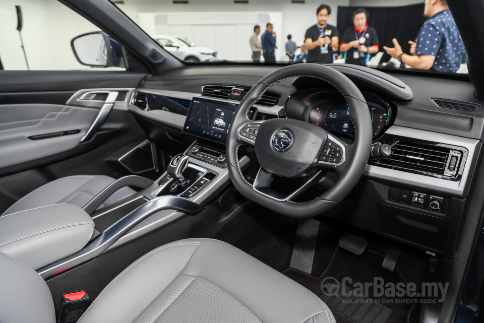 Proton X70 P7-90A FL (2024) Interior