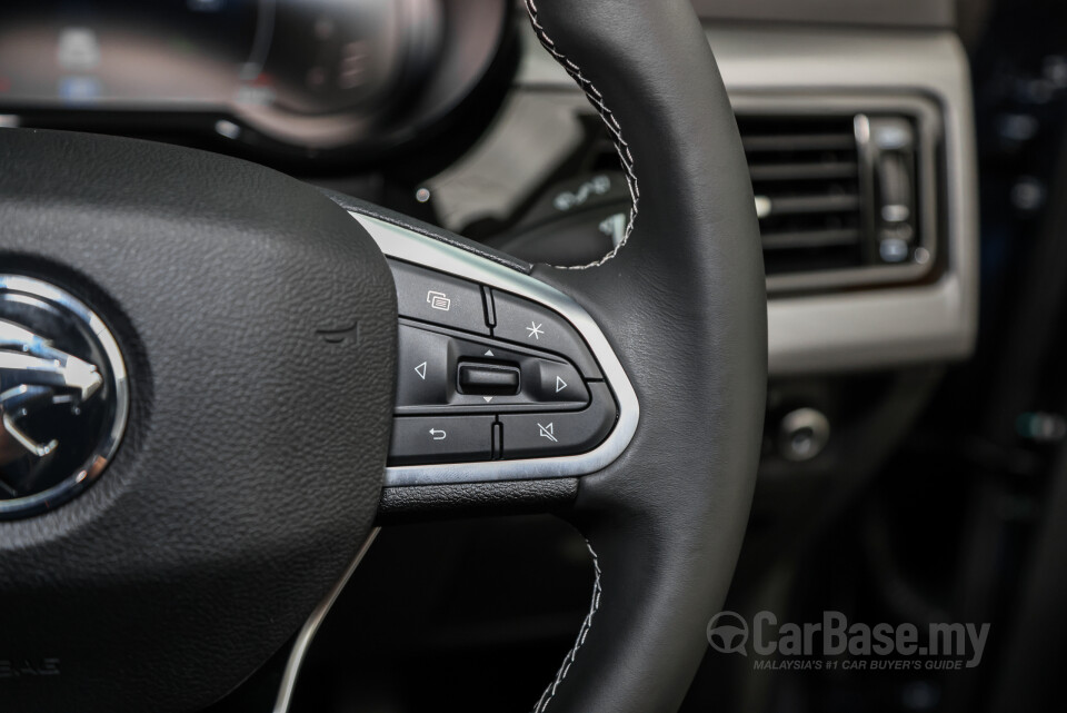 Proton X70 P7-90A FL (2024) Interior